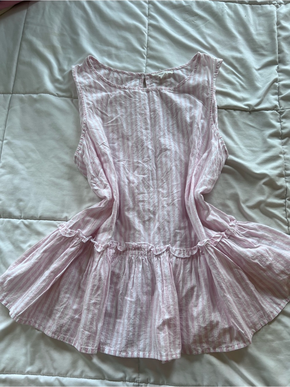 Women’s ' Light Pink Striped Sleeveless Blouse